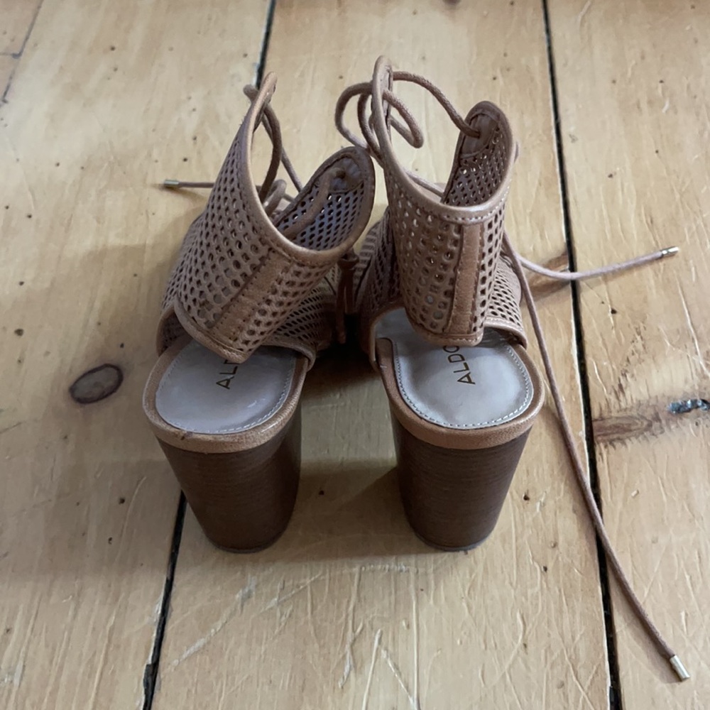 Aldo - Picture 2 of 7